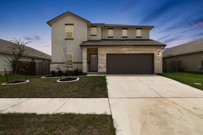 Building Photo - 205 Durango Downs Dr