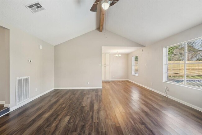 Foto del edificio - 3212 Wavecrest St