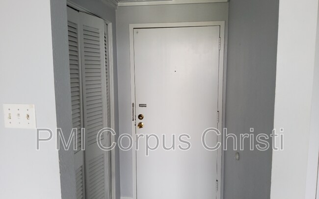 Foto del edificio - 4600 Ocean Dr
