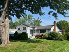 Building Photo - 37 Stoneham Dr