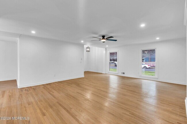 Foto del edificio - 20 Oak Hill Dr