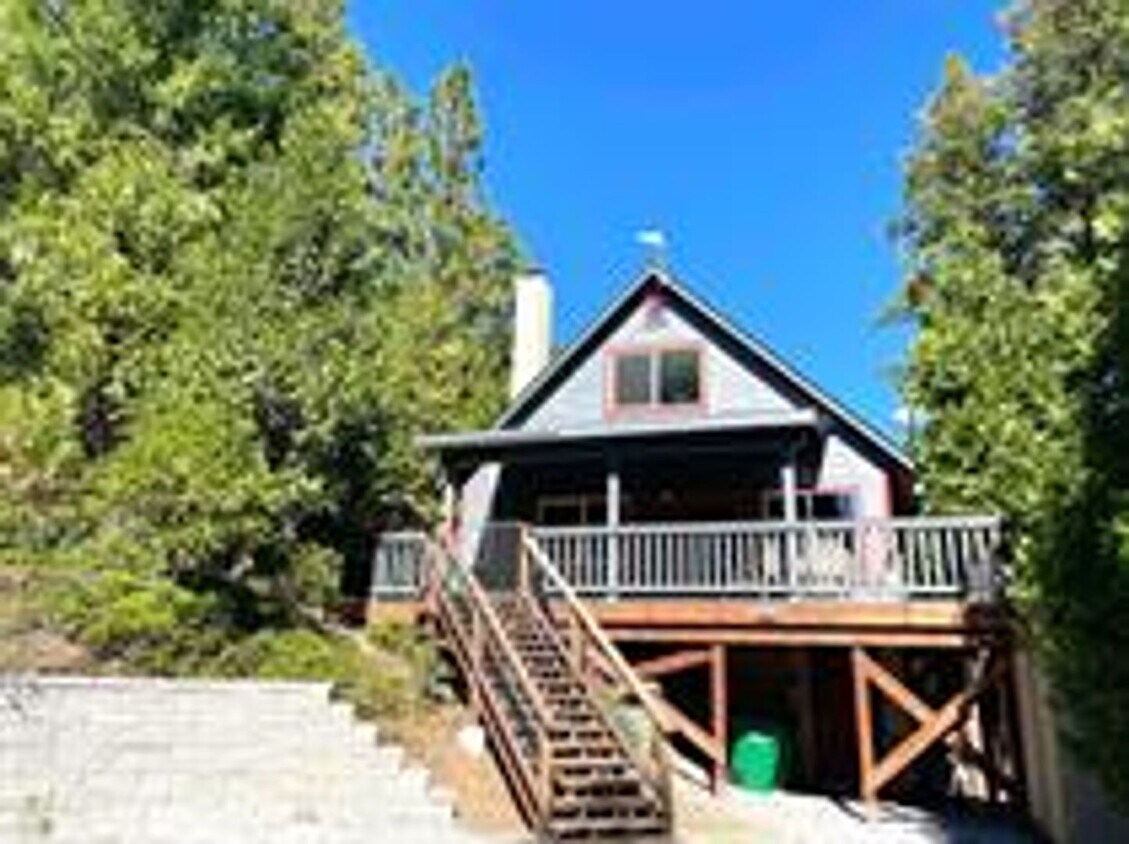 Foto principal - 3BR/2BA Mountain Home – 3–6 Month Lease in...