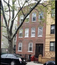 Primary Photo - 505 E 93rd St