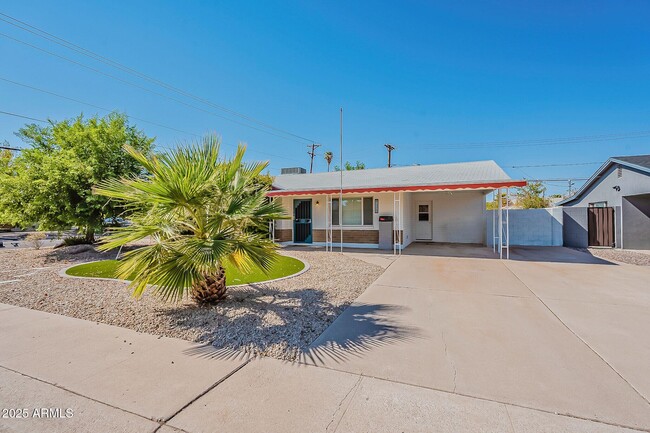Foto del edificio - 7228 E Garfield St
