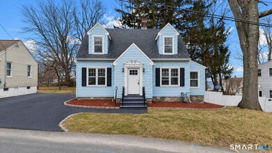 Building Photo - 37 Byrneside Ave