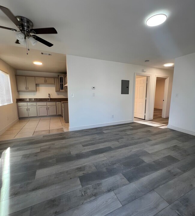 Foto del edificio - 159 E 83rd St