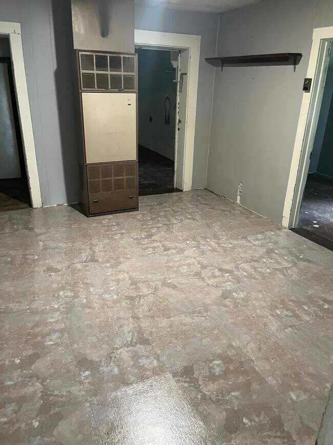 Foto del edificio - $795 - 3 bed 1 bath - Single Family Home