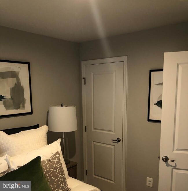 Building Photo - 110 Rebecca Hammond Court