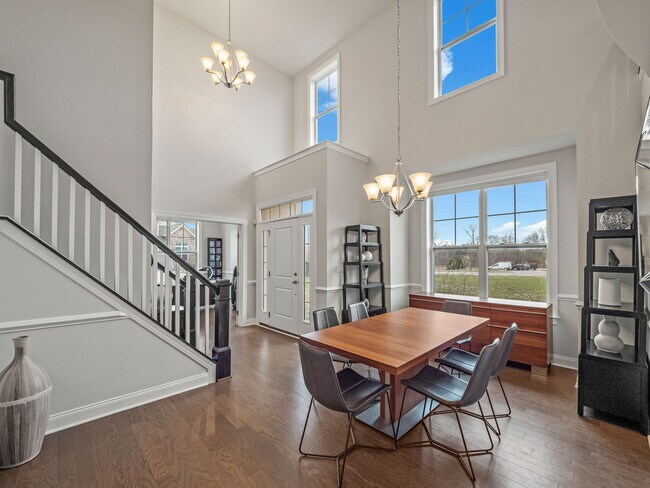 Building Photo - 3219 Brackley Dr