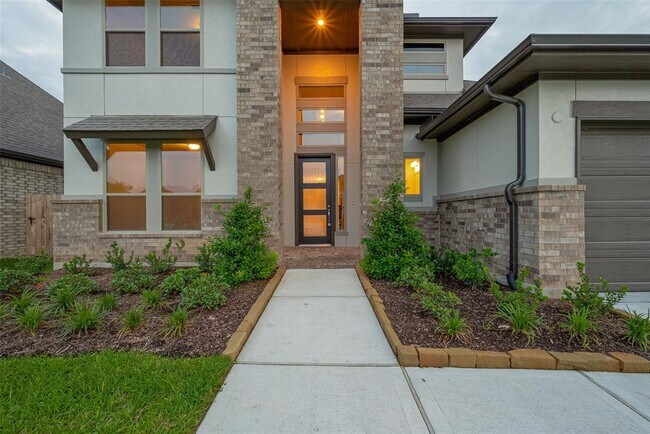 Foto del edificio - 1323 Munson Valley Rd