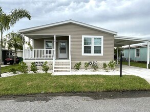 Building Photo - 17100 Tamiami Trl