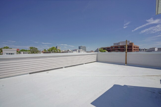 Foto del edificio - 1710 Cambridge St