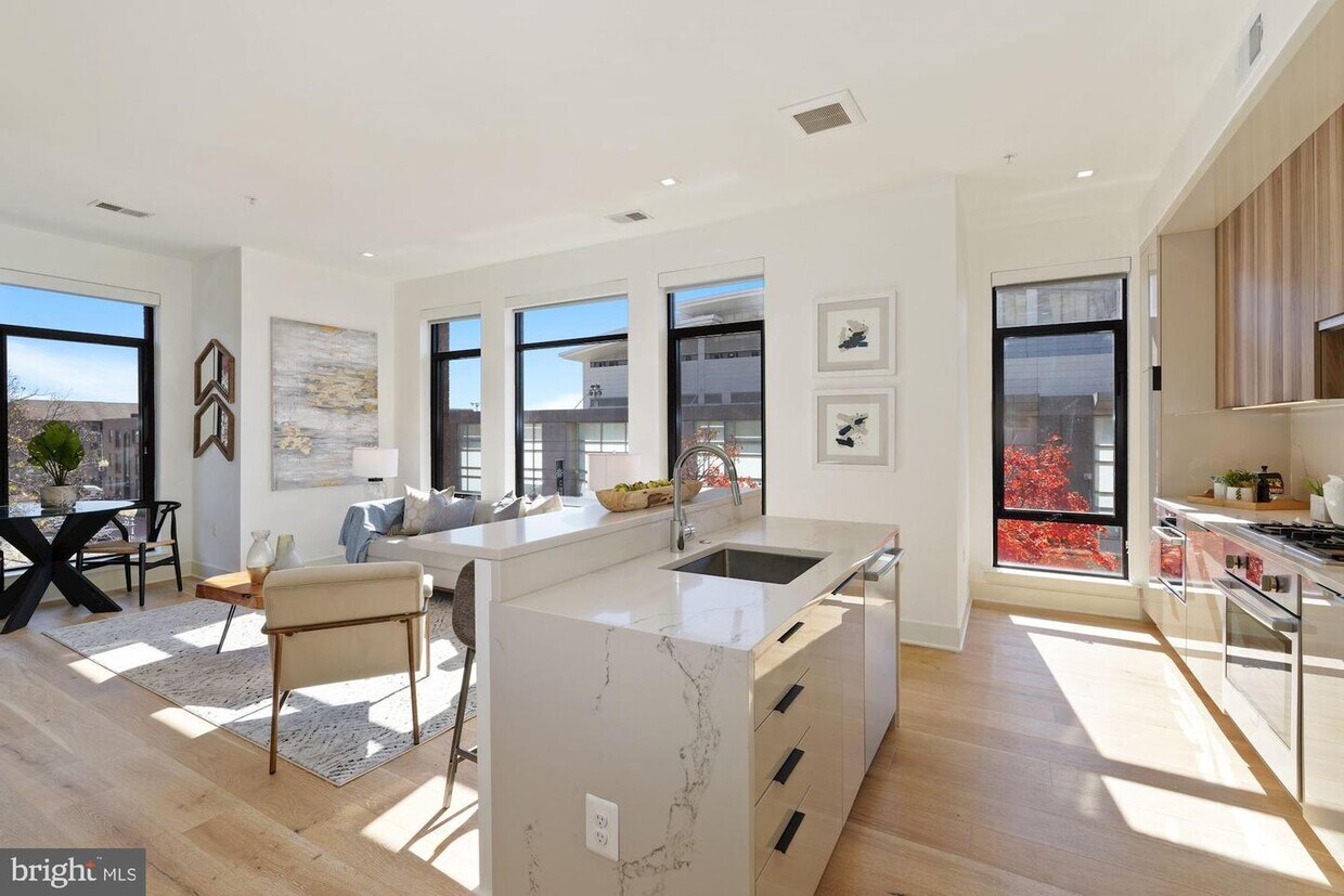Foto principal - 801 N St NW