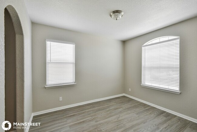 Building Photo - 6334 Still Meadow, San Antonio, TX 78222