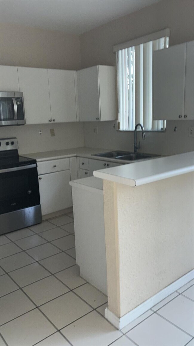 Foto del edificio - 2903 SE 17th Ave
