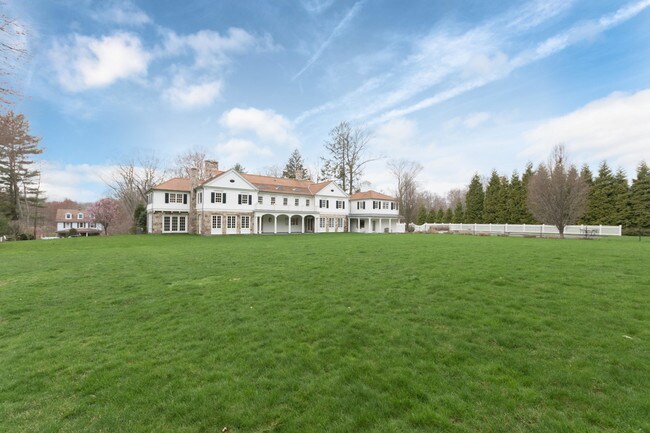 Foto del edificio - 300 Brookside Rd