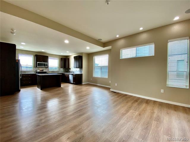 Building Photo - 4930 Valentia Ct