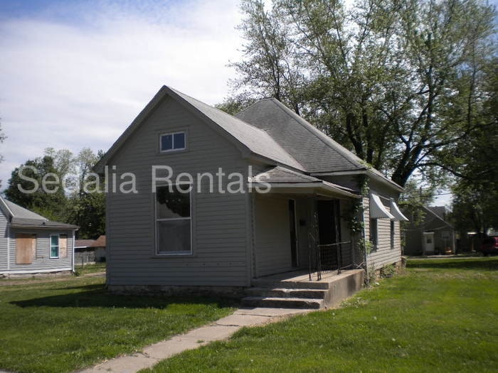 Pet Friendly 3 Bedroom House For Rent In Sedalia Mo Apartments Com