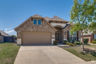 Building Photo - 261 Van Buren Dr