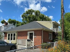 Building Photo - 1107 Richmond Rd