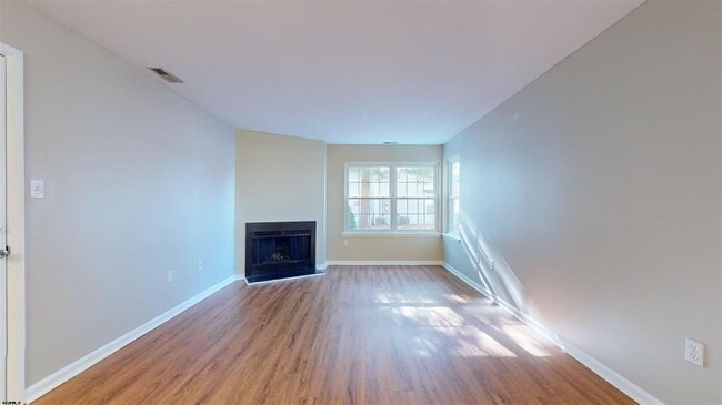 Building Photo - 30 Driftwood Ct