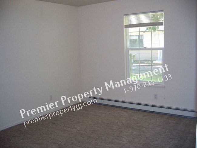 Building Photo - 432 Smallwood A