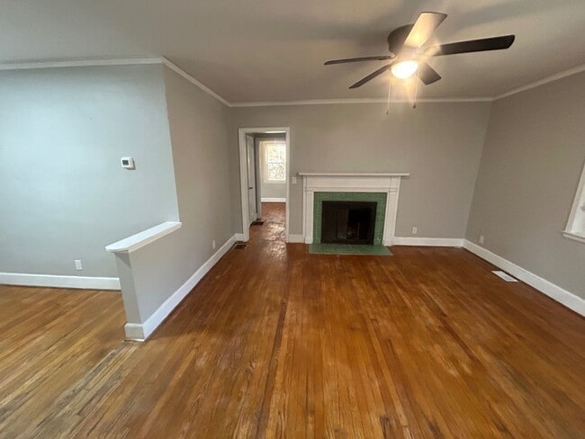 Building Photo - 623 S Beltline Blvd