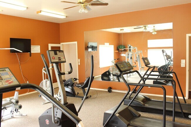 Foto del edificio - 614 Windemere Dr