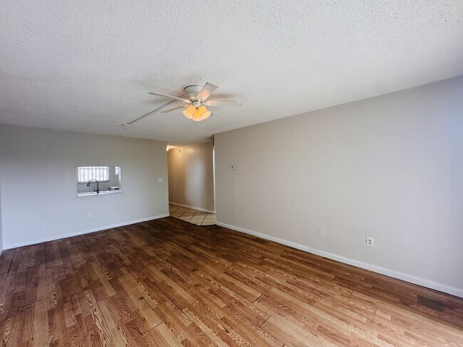 Foto del edificio - 2800 NW 56th Ave