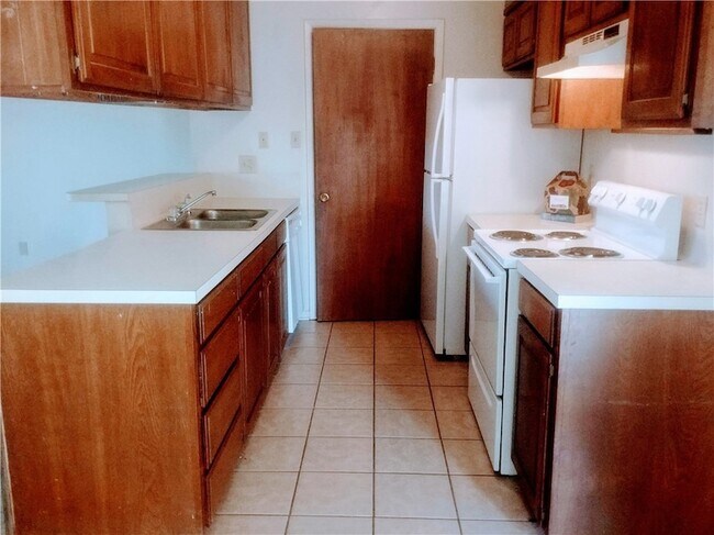 Foto del edificio - 2303 San Pedro Dr