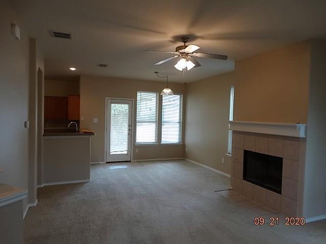 Building Photo - 2125 Rodgers Ln
