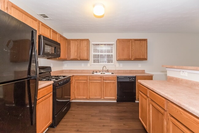 Building Photo - 161 Rankin Cir