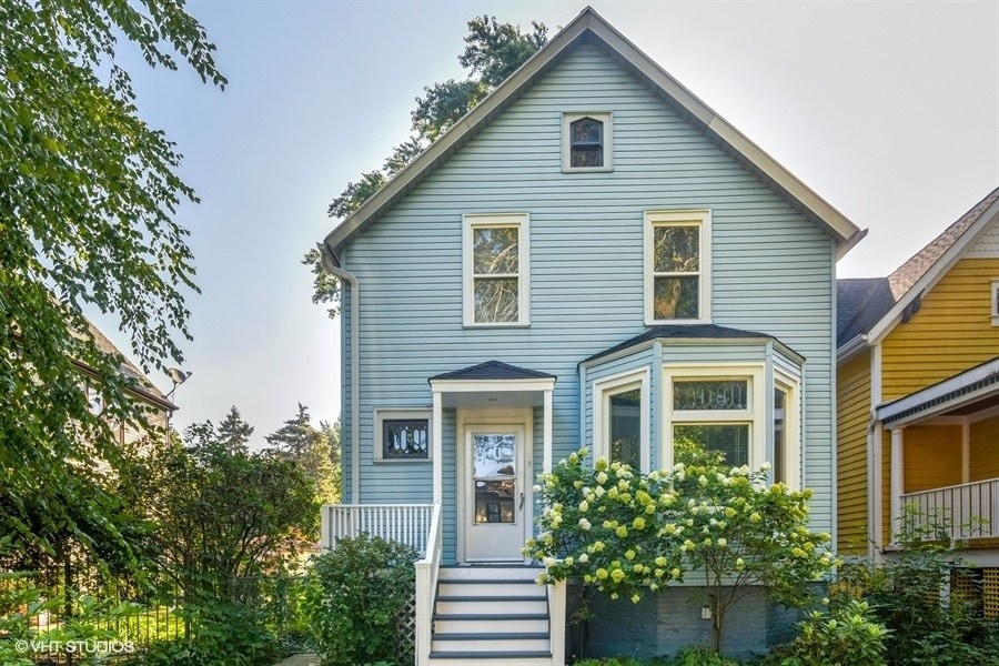 Primary Photo - 3833 N Kenneth Ave