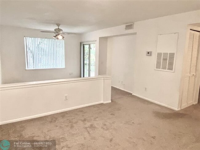 Foto del edificio - 1780 Palm Cove Blvd