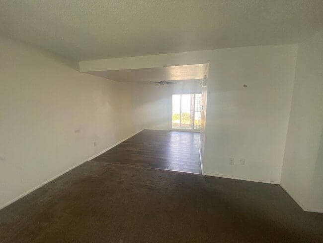 Building Photo - Nice 3 bedroom townhome in Aurora
