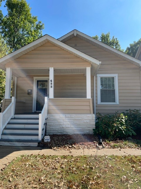 Building Photo - 622 N Forest Ave