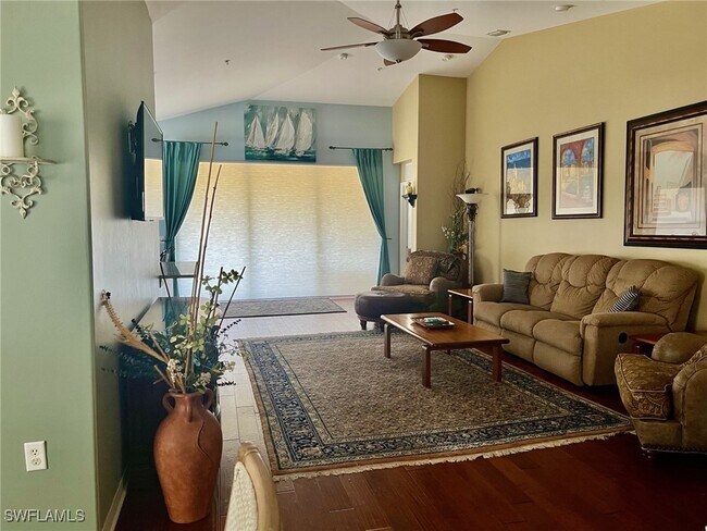Foto del edificio - 1405 Tiffany Ln