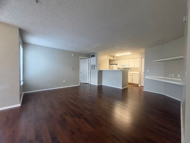 Building Photo - 2208 Antigua Pl