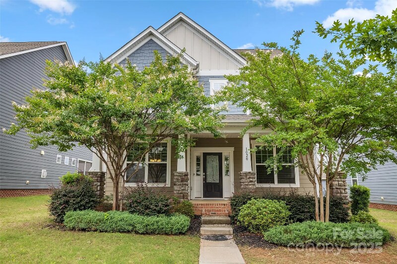 Foto principal - 1020 Bannister Rd