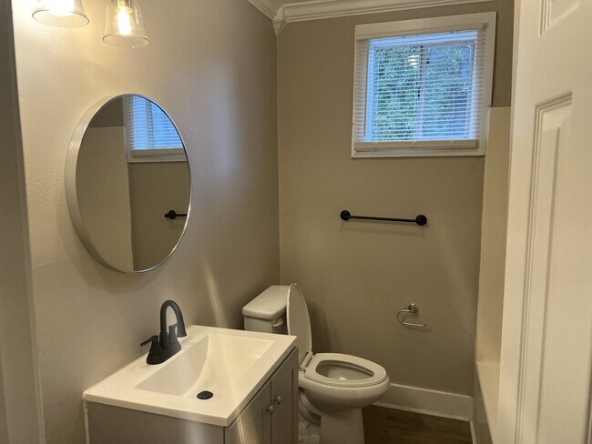 Foto del edificio - 134 W 5th St