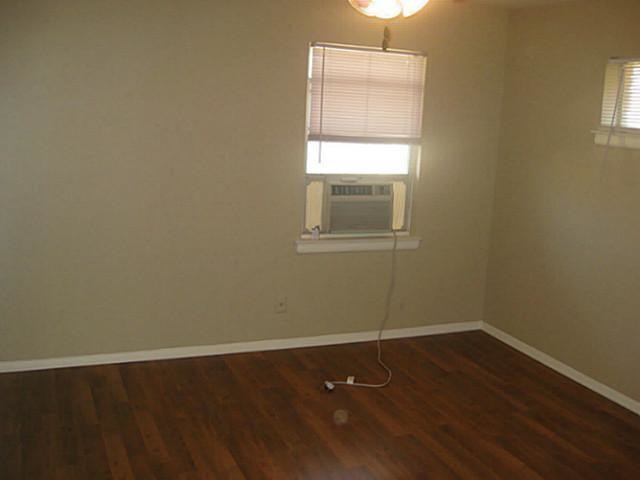 Building Photo - 5833 Oram St