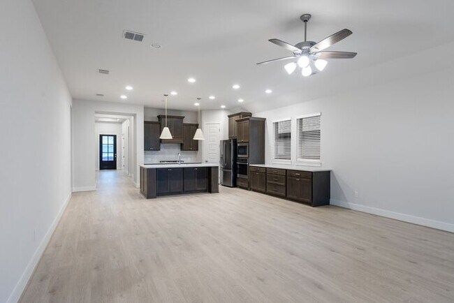Foto del edificio - 626 Bay Breeze Dr