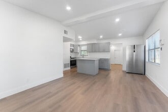 Building Photo - 5100 3rd Ave S