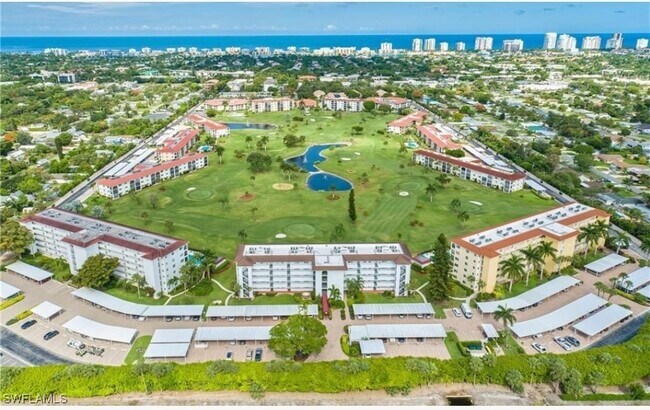 Foto del edificio - 9 High Point Cir N