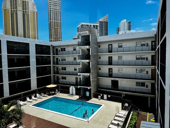 Building Photo - 201 178th Dr