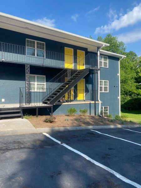 Foto del edificio - S. Knox 1bd/1ba- 1st floor Unit Available Now