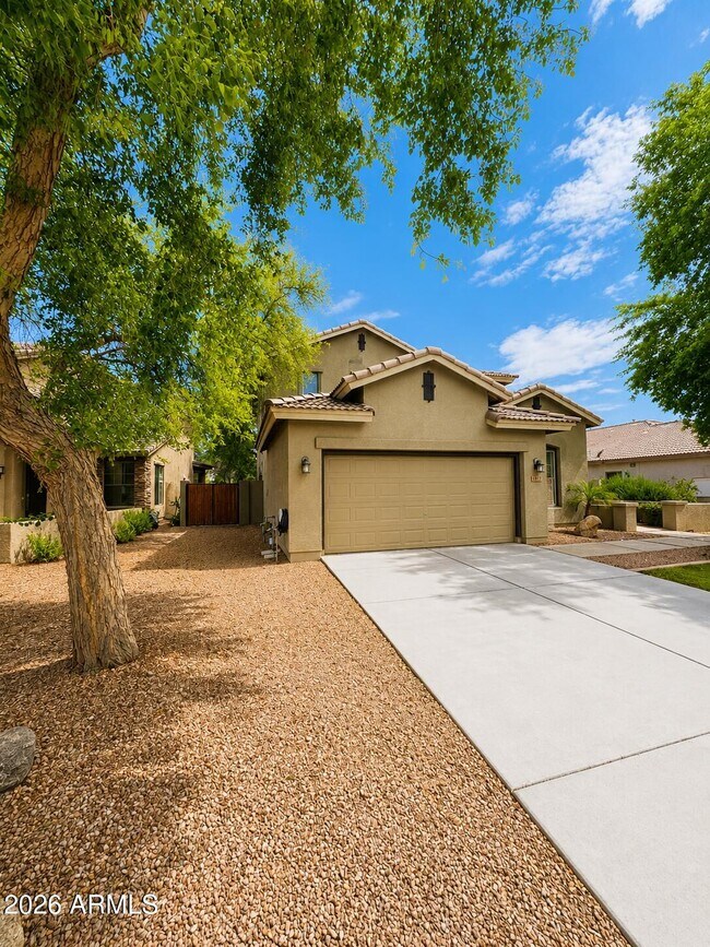 Foto del edificio - 4325 E Vallejo Ct