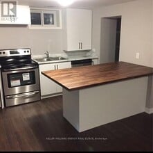 Building Photo - 485 Fairlawn St