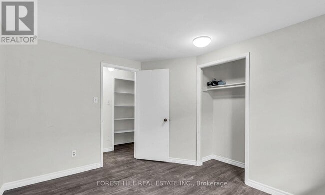 Building Photo - 115 Amberly Blvd