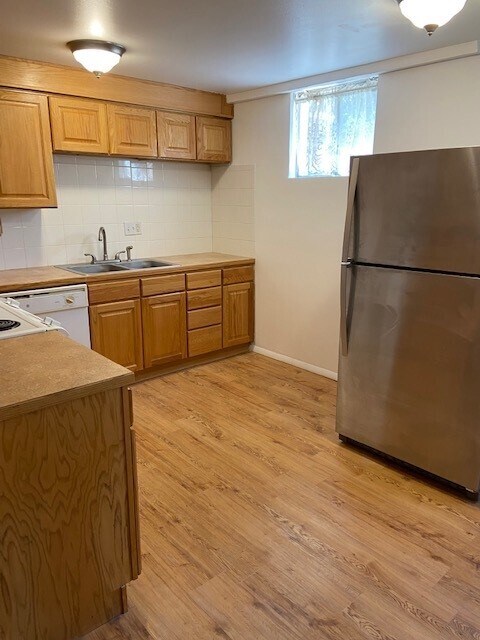 Primary Photo - 11523 W 61st Pl